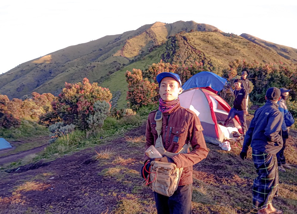 naikkepuncakgunung